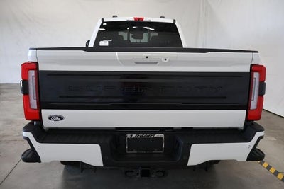 2027 Ford Super Duty F-350 SRW Platinum