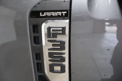 2026 Ford Super Duty F-350 SRW Lariat