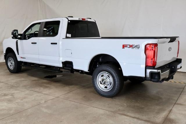 2027 Ford Super Duty F-350 SRW XL