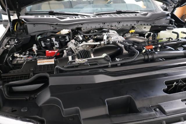 2027 Ford Super Duty F-350 SRW Lariat