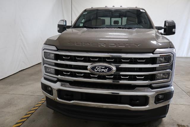 2027 Ford Super Duty F-350 SRW Lariat