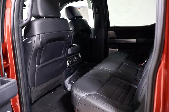 2026 Ford Super Duty F-350 SRW Platinum