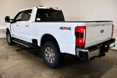 2026 Ford Super Duty F-350 SRW Lariat