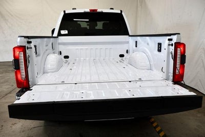 2026 Ford Super Duty F-350 SRW Lariat