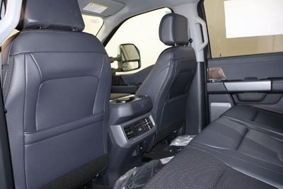 2027 Ford Super Duty F-350 SRW Lariat