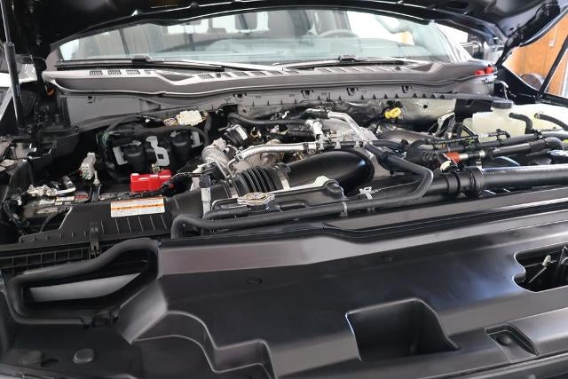 2027 Ford Super Duty F-350 SRW Lariat