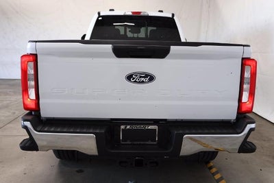 2027 Ford Super Duty F-350 SRW XL