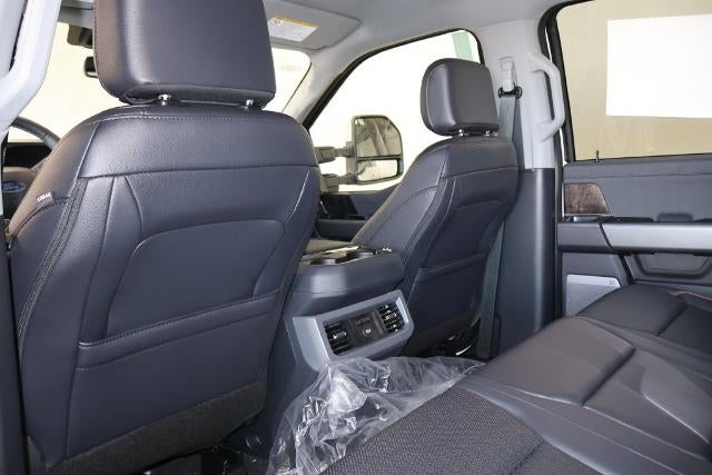 2027 Ford Super Duty F-350 SRW Lariat