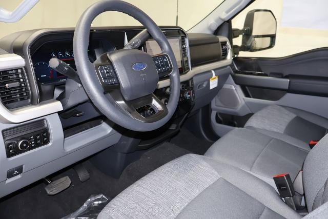 2026 Ford Super Duty F-350 SRW XLT