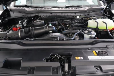 2027 Ford Super Duty F-350 SRW XLT