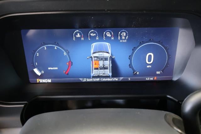 2027 Ford Super Duty F-350 SRW XLT