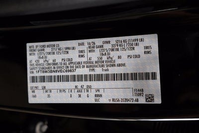 2027 Ford Super Duty F-350 SRW XLT