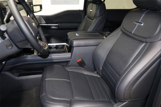 2026 Ford Super Duty F-350 SRW Platinum