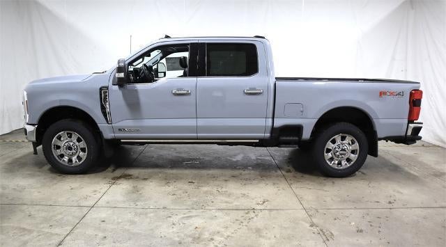 2025 Ford Super Duty F-350 SRW Lariat