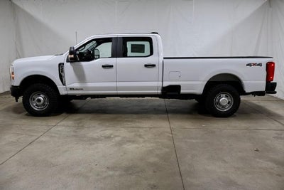 2026 Ford Super Duty F-350 SRW ® XL