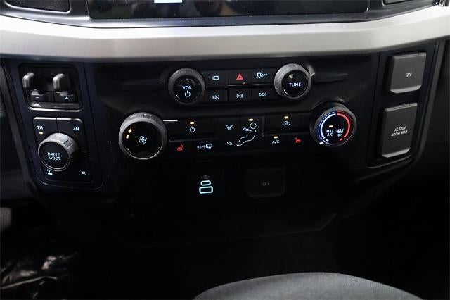 2026 Ford Super Duty F-350 SRW XLT