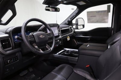 2025 Ford Super Duty F-350 SRW Platinum