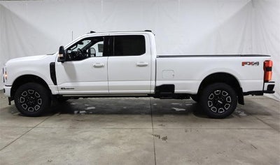 2025 Ford Super Duty F-350 SRW Platinum