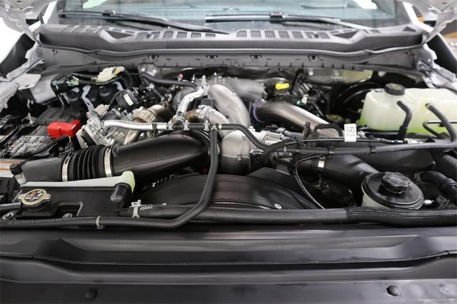 2025 Ford Super Duty F-350 SRW Platinum