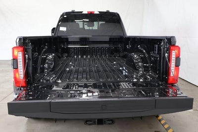 2026 Ford Super Duty F-350 DRW XLT