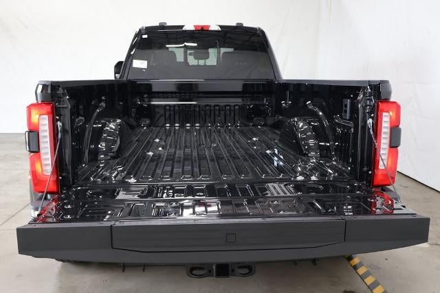 2026 Ford Super Duty F-350 DRW XLT