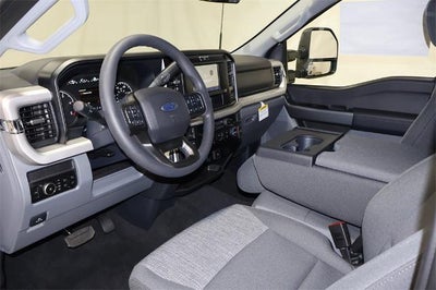 2025 Ford Super Duty F-350 DRW XL