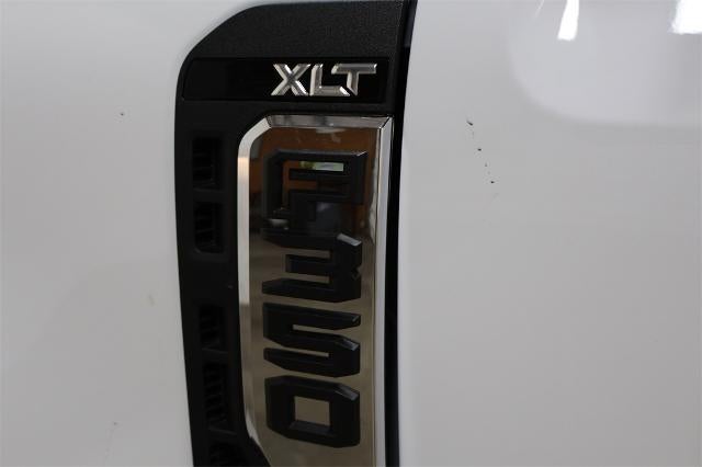 2025 Ford Super Duty F-350 DRW XL