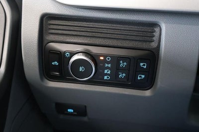 2027 Ford Super Duty F-350 DRW XLT