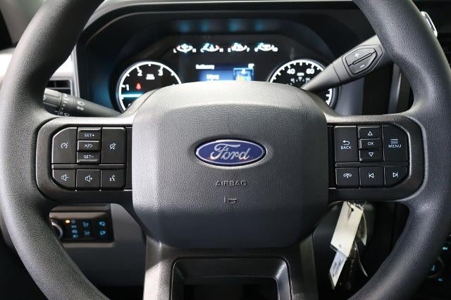 2027 Ford Super Duty F-350 DRW XLT