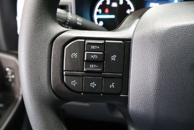 2027 Ford Super Duty F-350 DRW XLT