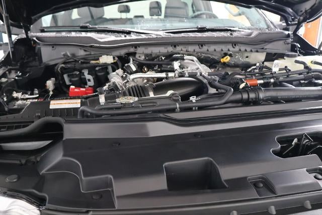 2027 Ford Super Duty F-350 DRW XLT
