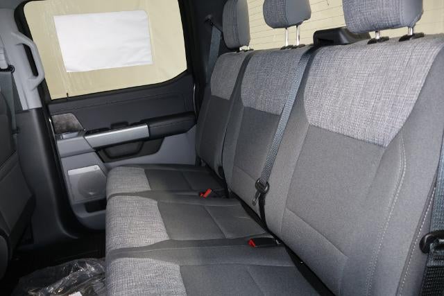 2027 Ford Super Duty F-350 DRW XLT