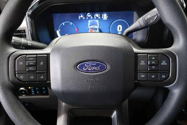 2027 Ford Super Duty F-350 DRW XLT