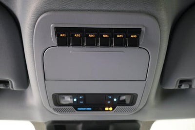2027 Ford Super Duty F-350 DRW XLT