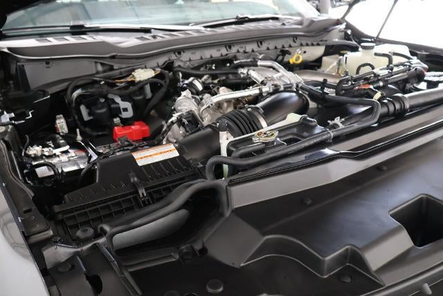 2027 Ford Super Duty F-350 DRW XLT