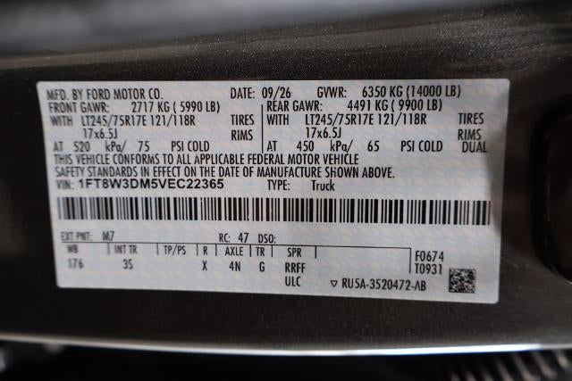 2027 Ford Super Duty F-350 DRW XLT