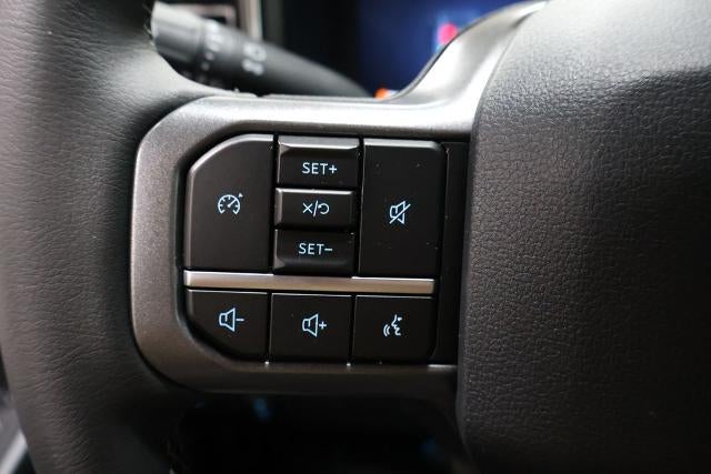 2026 Ford Super Duty F-350 DRW Lariat