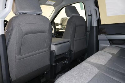 2027 Ford Super Duty F-350 DRW XLT