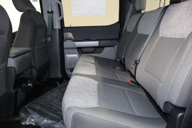 2027 Ford Super Duty F-350 DRW XLT