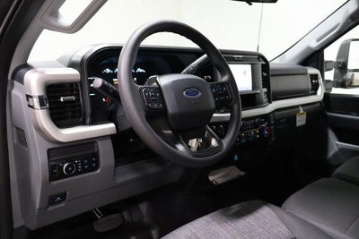 2026 Ford Super Duty F-350 DRW XLT