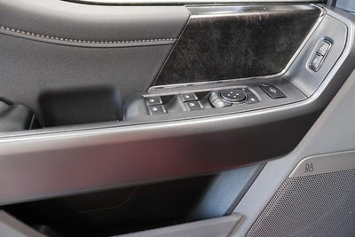 2027 Ford Super Duty F-350 DRW XLT