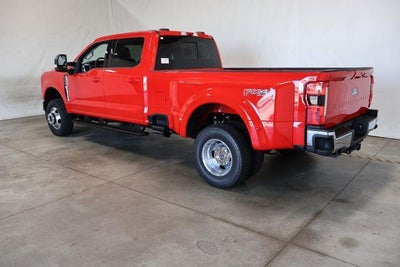 2027 Ford Super Duty F-350 DRW XLT