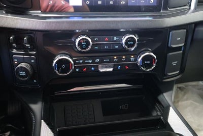 2027 Ford Super Duty F-450 DRW Platinum