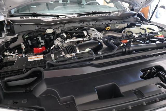 2027 Ford Super Duty F-450 DRW Platinum