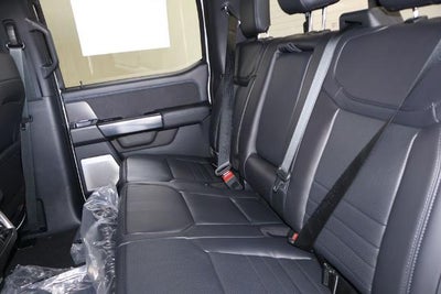 2027 Ford Super Duty F-450 DRW Platinum
