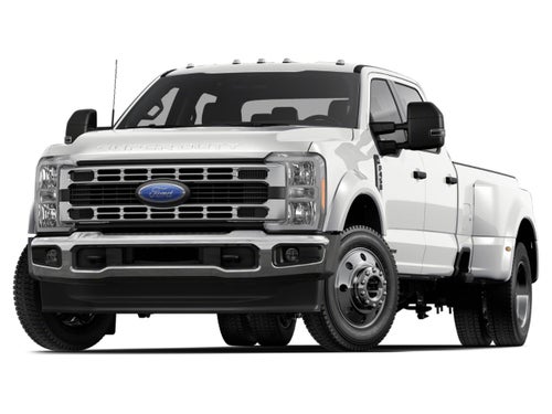 2027 Ford Super Duty F-450 DRW XLT