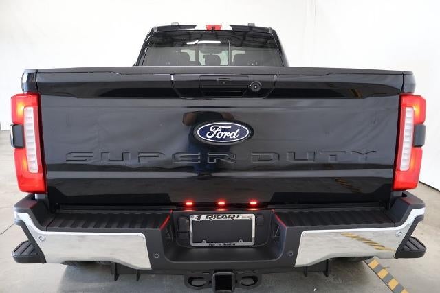 2027 Ford Super Duty F-450 DRW XLT