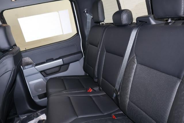 2027 Ford Super Duty F-450 DRW XLT