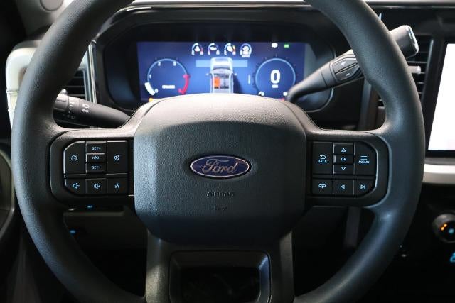 2027 Ford Super Duty F-450 DRW XLT