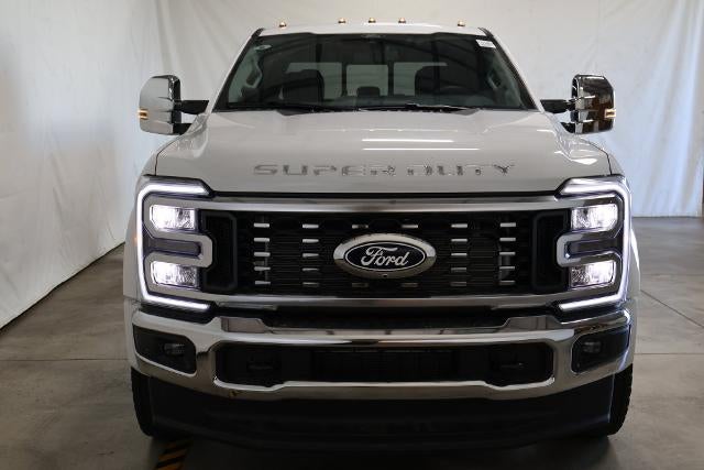 2027 Ford Super Duty F-450 DRW XLT